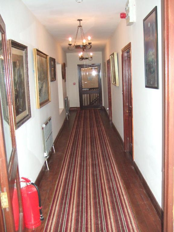 The Pilgrims Rest Hotel (Adults Only) Лісмор Екстер'єр фото