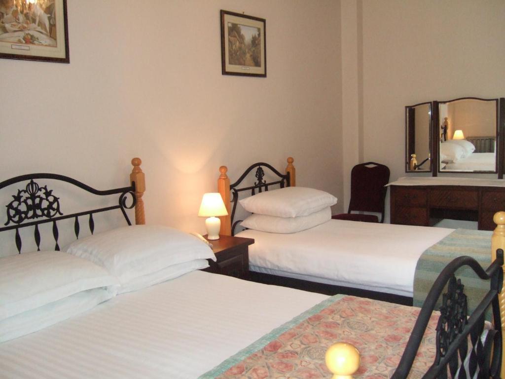 The Pilgrims Rest Hotel (Adults Only) Лісмор Номер фото